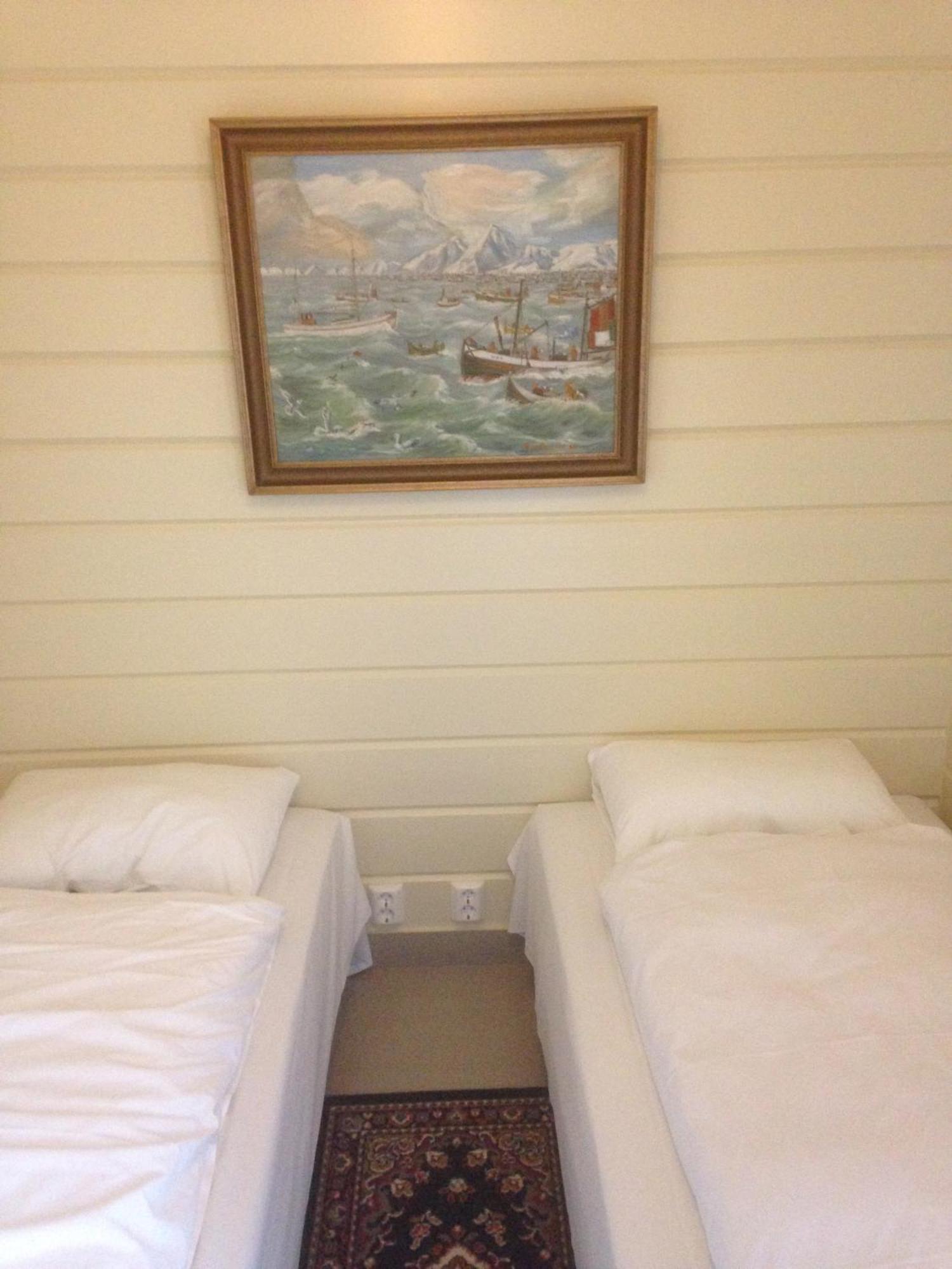 Kabelvag Feriehus & Camping Chambre photo