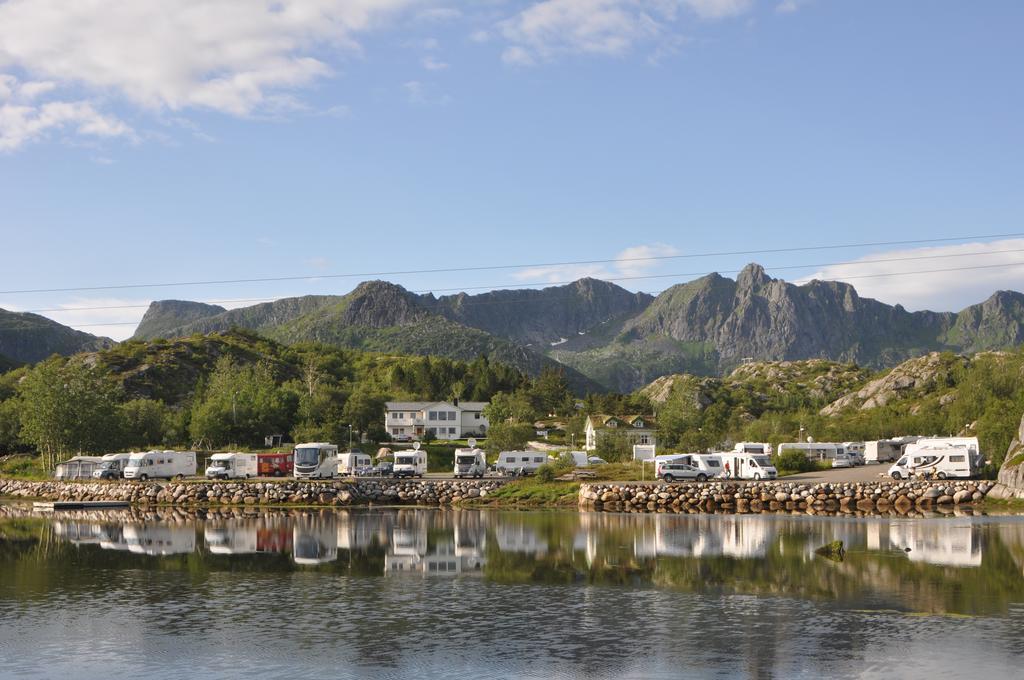Kabelvag Feriehus & Camping Extérieur photo